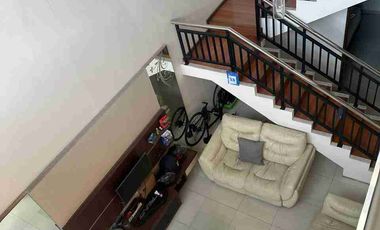 sewa rumah singgasana pradana siap huni