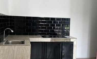 Dijual Rumah 2 Lti, dalam komplek di Cireundeu,