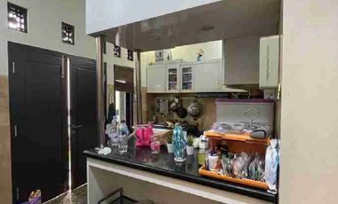 Dijual rumah klasik mewah dan kost lantai dua di Umbulharjo Yogyakarta