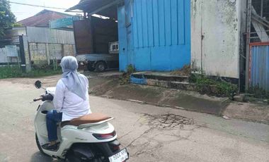 Gudang Dijual murah pinggir jalan raya akses kontainer