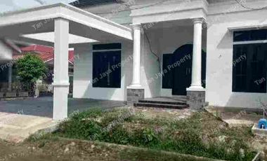 Dijual Rumah Besar Siap Huni Di Jalan Jhoni Anwar Padang
