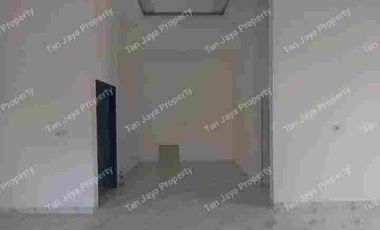 Dijual Rumah Besar Siap Huni Di Jalan Jhoni Anwar Padang