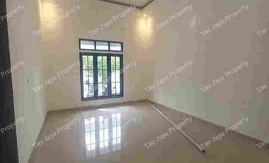 Dijual Rumah Besar Siap Huni Di Jalan Jhoni Anwar Padang