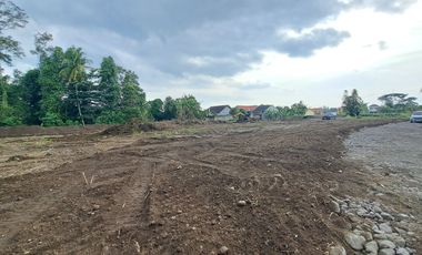 Tanah Sleman Timur SHM 8 Menit ke Stadion Maguwoharjo