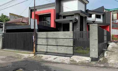DIJUAL RUMAH POSISI HOOK DEKAT PASTEUR BANDUNG
