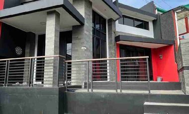 DIJUAL RUMAH POSISI HOOK DEKAT PASTEUR BANDUNG