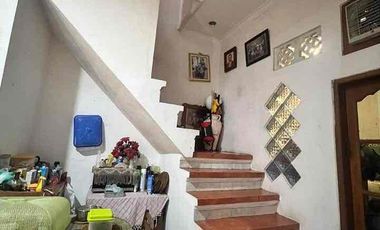 Dijual murah rumah 2 lantai  
Di jln gemitir kesiman kertalangu
Denpasar timur