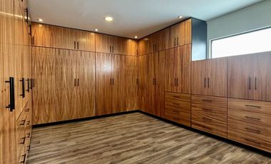 Casa en venta zona excluiva de Pachuca. Ex hacienda La luz. 4 recamaras+ cuarto de servicio