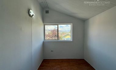 SAN ESTEBAN - ARRIENDA CASA DE DOS PISOS 3D 1B - VILLA LOS OLMOS