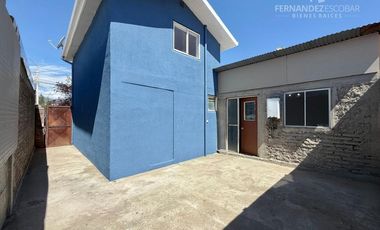 SAN ESTEBAN - ARRIENDA CASA DE DOS PISOS 3D 1B - VILLA LOS OLMOS