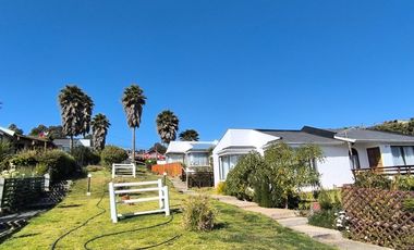 Venta de casa en condominio cerrado en El Tabo