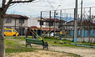 ARRIENDO LINDA CASA. MACHALI