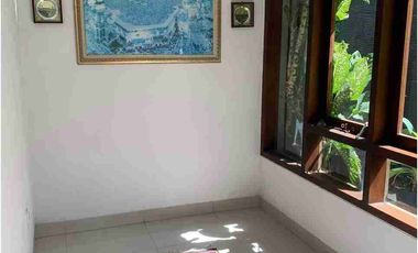 Rumah 2 lantai Mewah Di Ciwaruga Bandung Tanah Luas