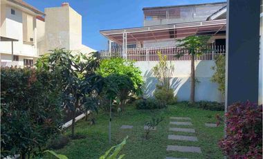 Rumah 2 lantai Mewah Di Ciwaruga Bandung Tanah Luas