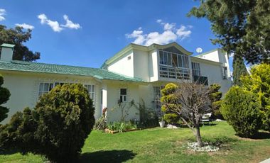 asa en venta CUB DE GOLF, Pachuca. Con 3 habitaciones independientes para renta.