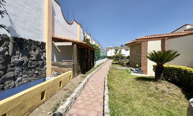 Casa en venta Pachuca, ideal para salón de fiestas, descanzo. Con canchas.