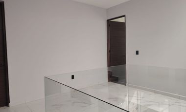 CASA EN VENTA EN SENDEROS DE MONTEVERDE 110 COTO 6A