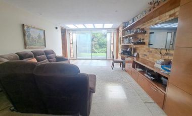 660. CASA CAMPESTRE CAJICÁ