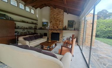 660. CASA CAMPESTRE CAJICÁ