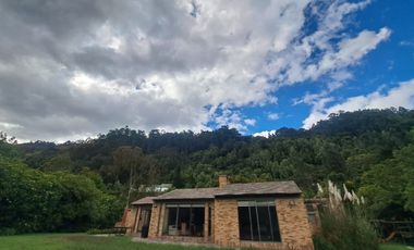 660. CASA CAMPESTRE CAJICÁ