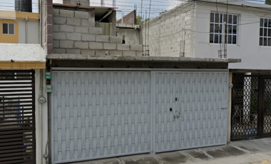 CASA EN VENTA EN BOSQUE DE ÁFRICA 29 A 5 MINUTOS DE PLAZA CENTRO SAN MIGUEL, BOSQUES DE HACIENDA, CUAUTITLÁN IZCALLI, MÉXICO. (REMATE BANCARIO).