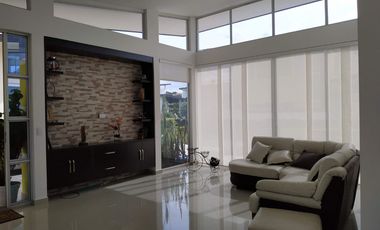 Casa en Venta condominio Chinauta