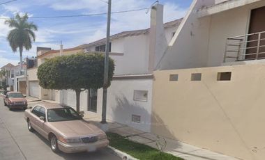 VENTA DE CASA EN MAZATLAN COL LOMAS DE MAZATLAN