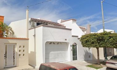VENTA DE CASA EN MAZATLAN COL LOMAS DE MAZATLAN