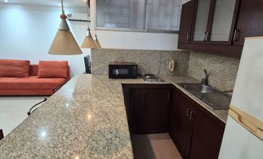 Suite  / Oficina Amoblada en Alquiler en Urdesa Central, en Avenida Principal, 1 Baño, Norte de Guayaquil.