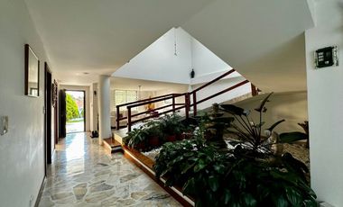 CASA EN VENTA – LA FRANCIA (Frente a Santorini)