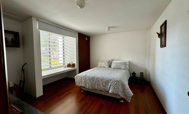 CASA EN VENTA – LA FRANCIA (Frente a Santorini)