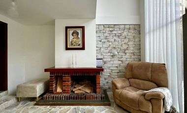 CASA EN VENTA – LA FRANCIA (Frente a Santorini)