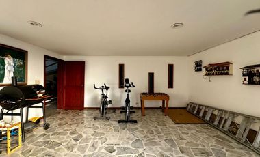 CASA EN VENTA – LA FRANCIA (Frente a Santorini)