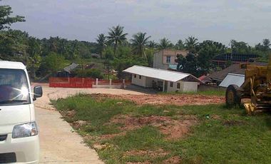 workshop & 2 ha dijual