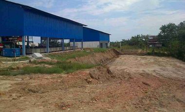 workshop & 2 ha dijual