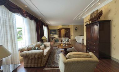 Mansion House For Sale NEar Clark !!