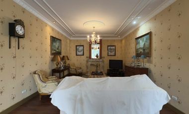 Mansion House For Sale NEar Clark !!