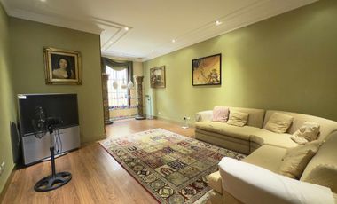 Mansion House For Sale NEar Clark !!