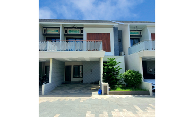 Dijual Rumah Mewah Fully Furnished Dalam Cluster Elit di Kawasan Geuceu Iniem Kota Banda Aceh