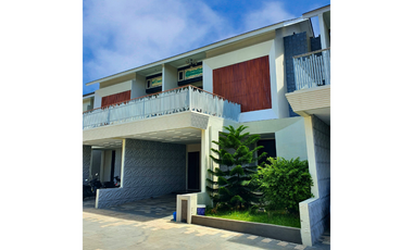 Dijual Rumah Mewah Fully Furnished Dalam Cluster Elit di Kawasan Geuceu Iniem Kota Banda Aceh