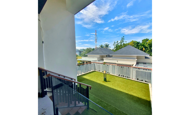 Dijual Rumah Mewah Fully Furnished Dalam Cluster Elit di Kawasan Geuceu Iniem Kota Banda Aceh