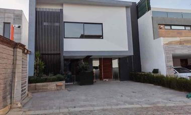 Residencia en venta en Parque Santiago Zona Azul, Entrega Inmediata