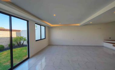 Residencia en venta en Parque Santiago Zona Azul, Entrega Inmediata