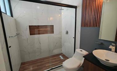 Residencia en venta en Parque Santiago Zona Azul, Entrega Inmediata