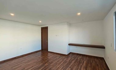 Residencia en venta en Parque Santiago Zona Azul, Entrega Inmediata