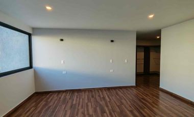 Residencia en venta en Parque Santiago Zona Azul, Entrega Inmediata