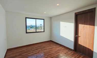 Residencia en venta en Parque Santiago Zona Azul, Entrega Inmediata