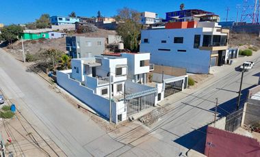 CASA EN VENTA EN EL SAUZAL