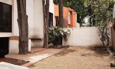 🏡 HERMOSA CASA SEMI REMODELADA CON AMPLIOS ESPACIOS Y EXCELENTE ILUMINACIÓN