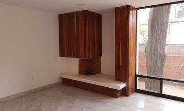 🏡 HERMOSA CASA SEMI REMODELADA CON AMPLIOS ESPACIOS Y EXCELENTE ILUMINACIÓN